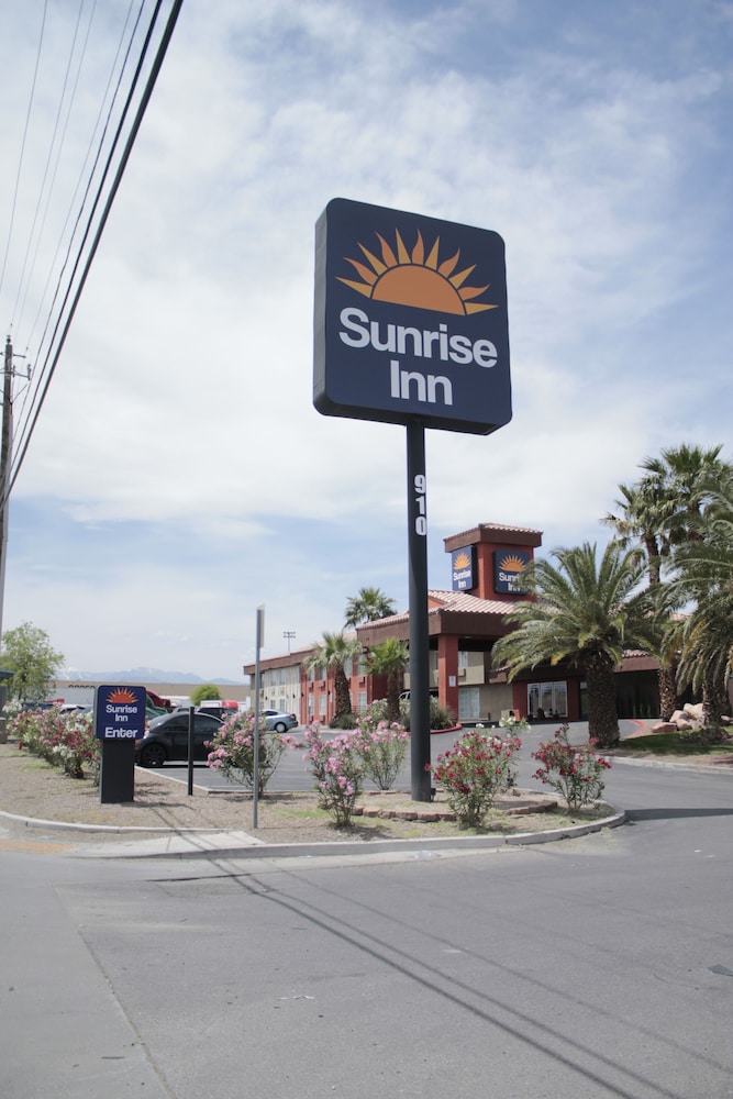 Sunrise Inn Hotel - photo 81