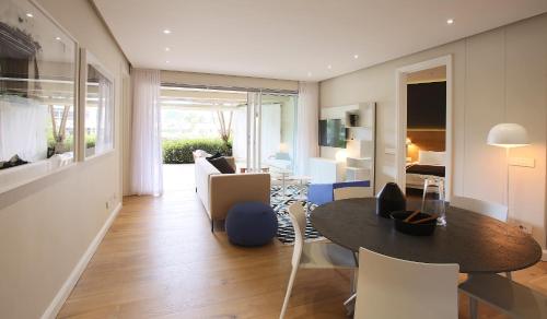 005 Marina Apartment