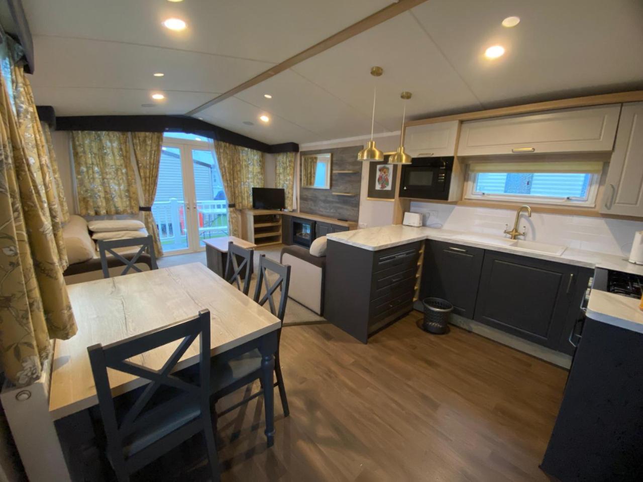 Thameside Sleep 6 in Rochester, United Kingdom