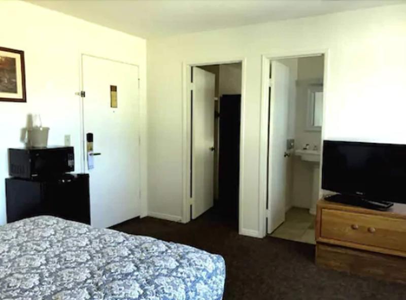 Ramona Valley Inn - photo 53