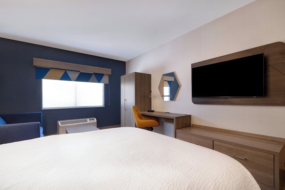 Holiday Inn Express & Suites Moab by IHG - photo 26
