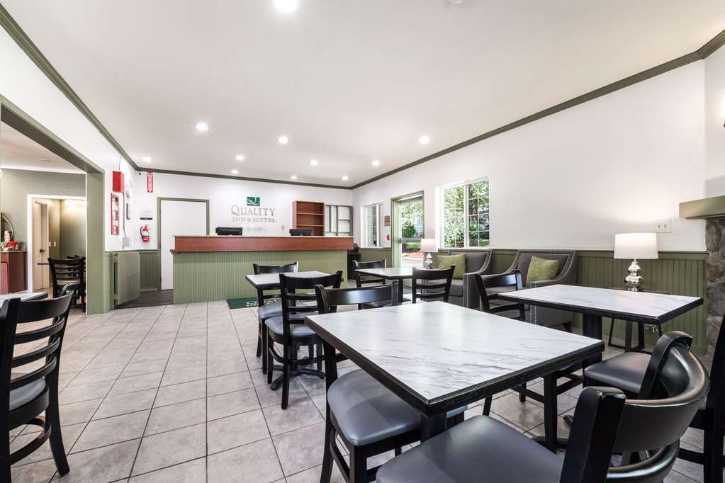 Quality Inn & Suites Bainbridge Island - photo 9