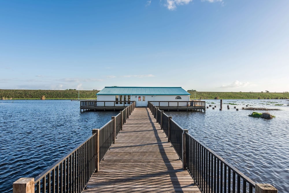 Days Inn & Suites by Wyndham Lake Okeechobee - photo 47