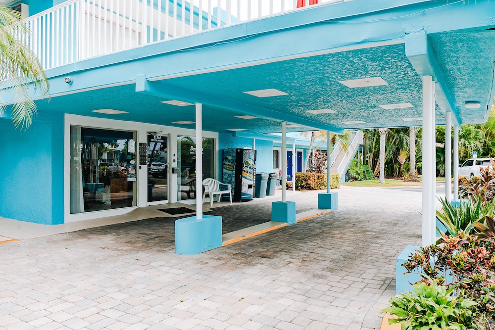 The Bayside Inn & Marina - photo 37
