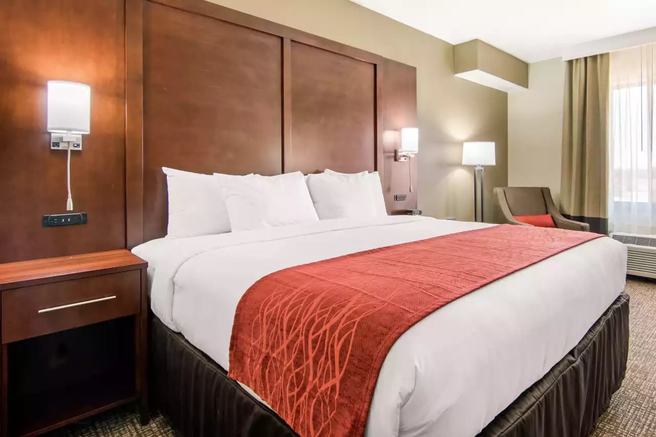Comfort Inn & Suites Independence - photo 23