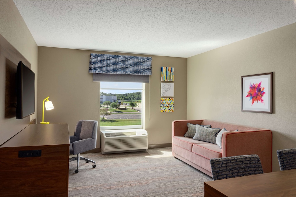 Hampton Inn St. Louis Columbia - photo 14