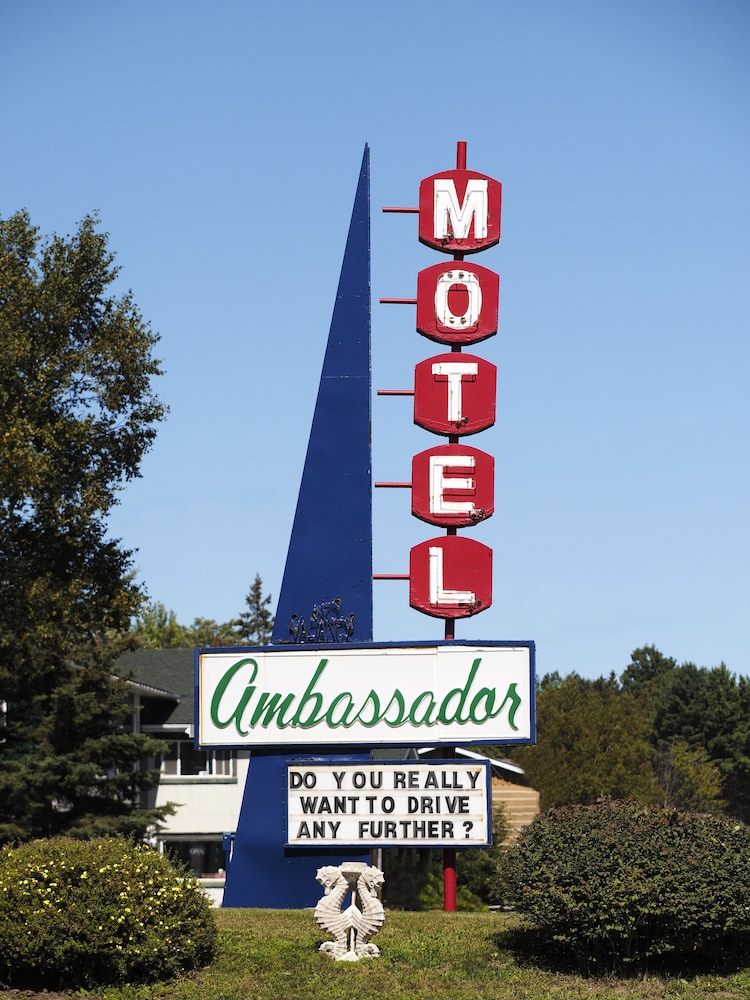 Ambassador Motel - carbon neutral hotel in Sault Ste. Marie