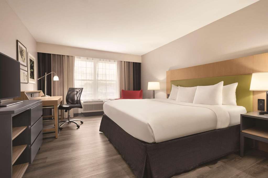 Country Inn & Suites by Radisson Waterloo IA - photo 5