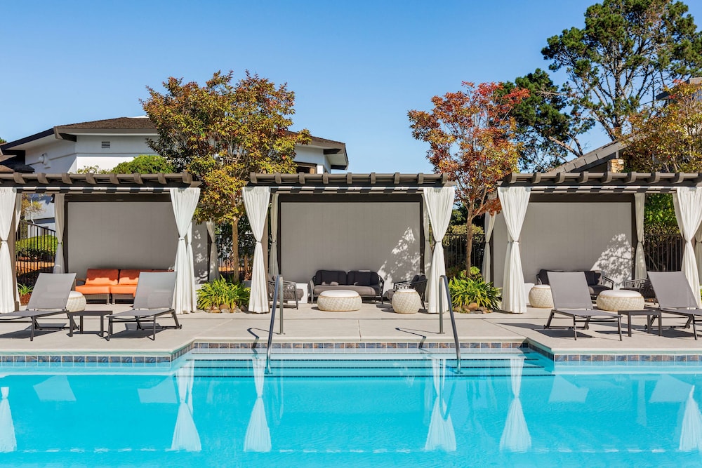 Hilton Garden Inn Monterey - photo 53
