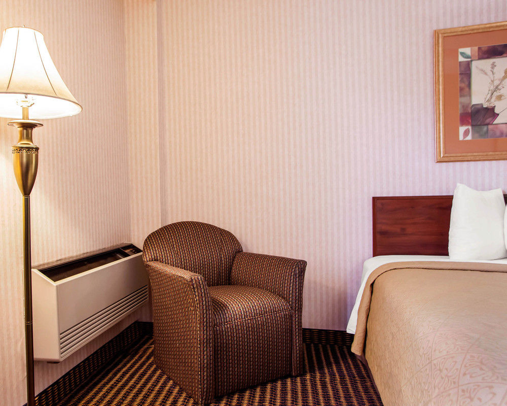 Econo Lodge Somerset - photo 21