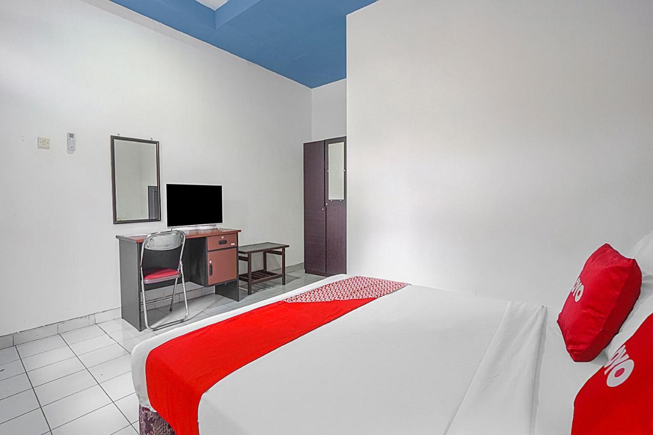 OYO Life 90589 Palem Garden Hotel — hotel in Tulungagung