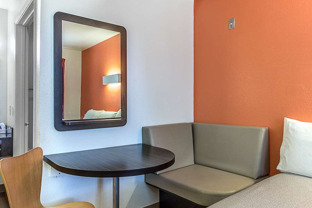 Motel 6 Fresno CA - photo 16