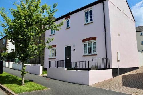 Cosy house on a quiet estate in Truro — 4-Star Luxury Hotel in Truro, United Kingdom