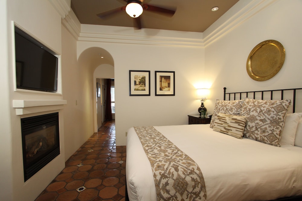 Cypress Inn - photo 36