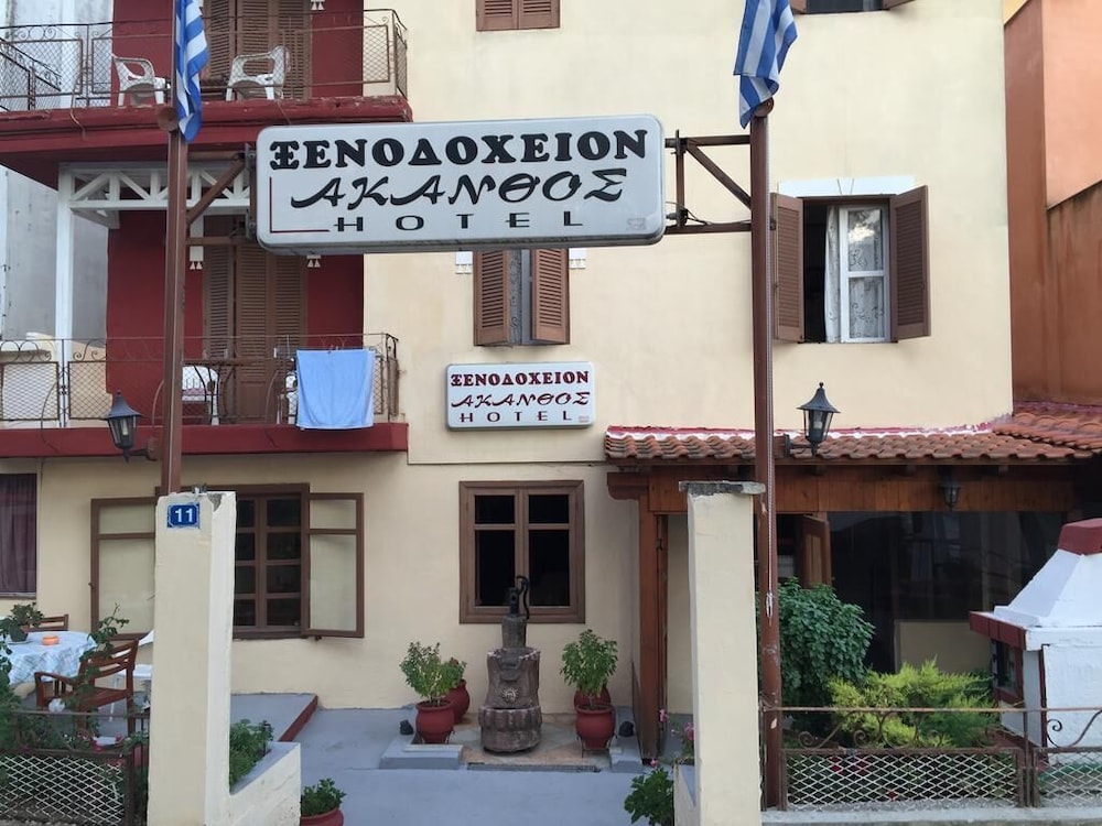 Akanthos Hotel — hotel in Ierissos