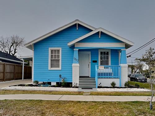 Blue Oasis Retreat in Galveston, United States