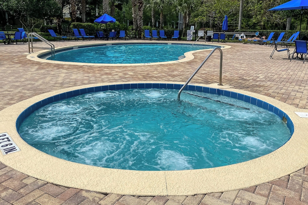 Mickey's Terrace at Bahama Bay - photo 21