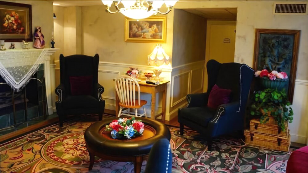 Hotel Grand Victorian - photo 43