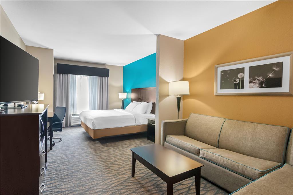 Best Western Plus Hiawatha Hotel - photo 21