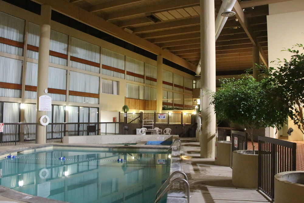 Hotel Muscatine - photo 52