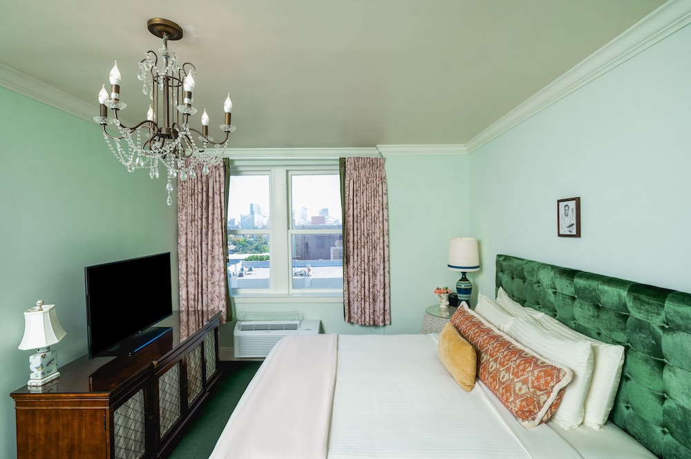 The Pontchartrain Hotel - photo 31