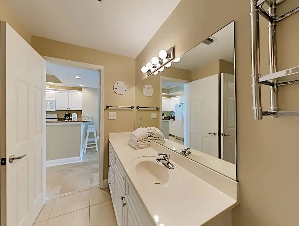 Crystal Shores #1302 - photo 8