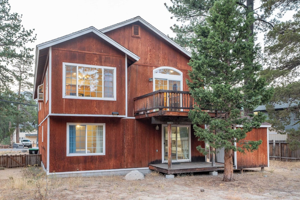 Blitzen by Avantstay Pet friendly Tahoe Retreat Near Heavenly Ski Resort - photo 34