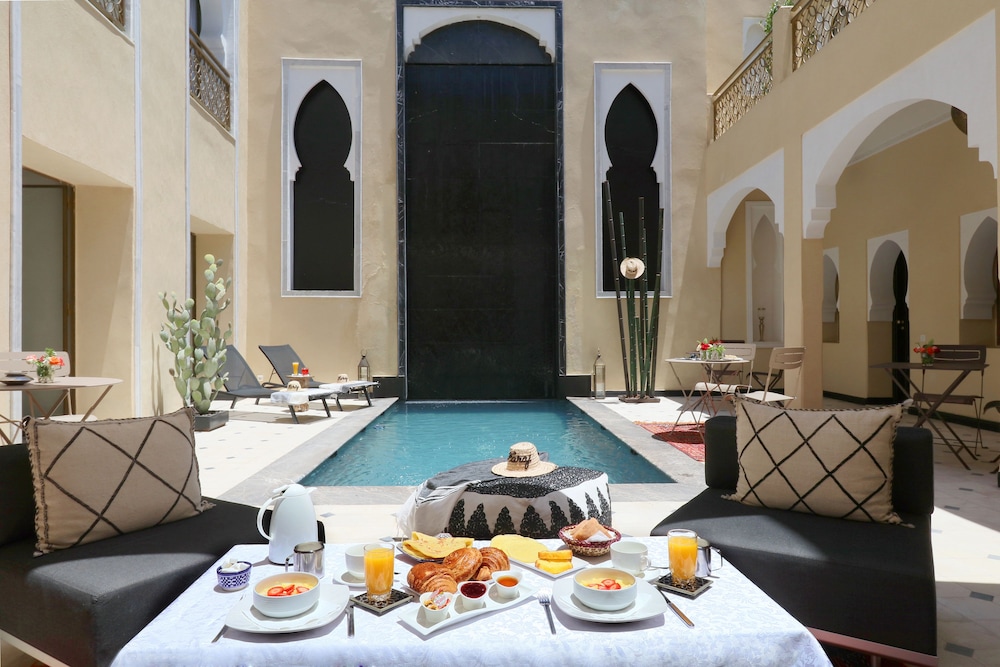 Riad Faraj — 4-Star Luxury Hotel in Marrakesh, Morocco