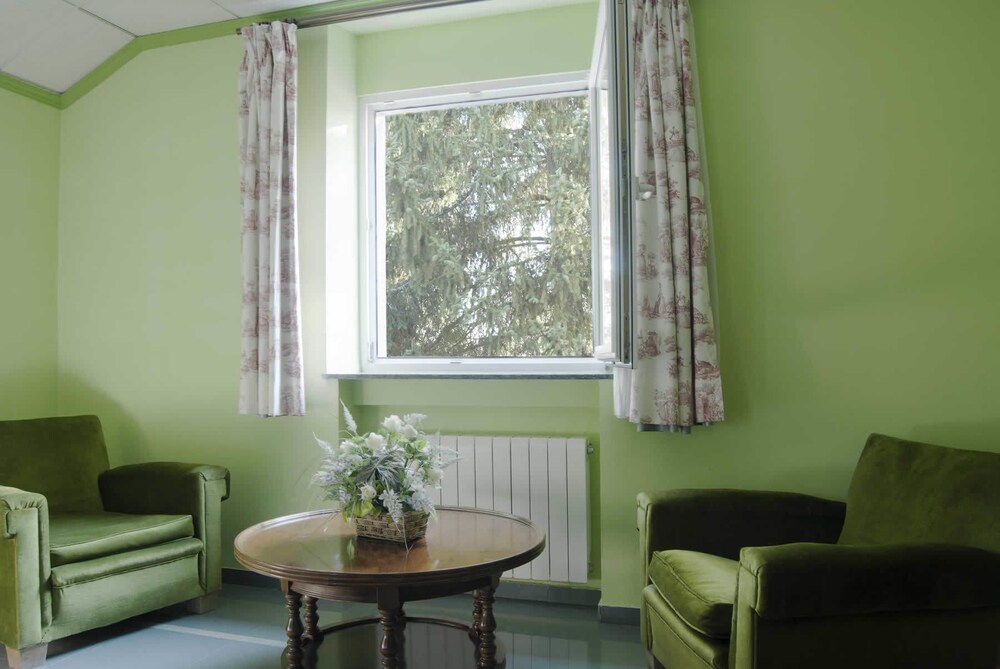 Real Hotel — Guardo — photo 2