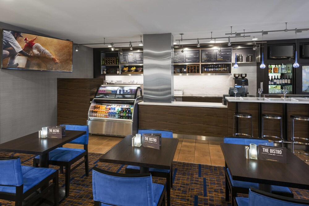 Courtyard by Marriott Cincinnati Covington - photo 19