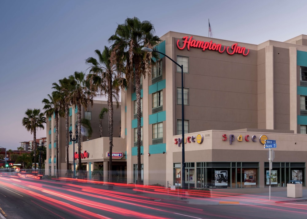 Hampton Inn San Diego Downtown - photo 31