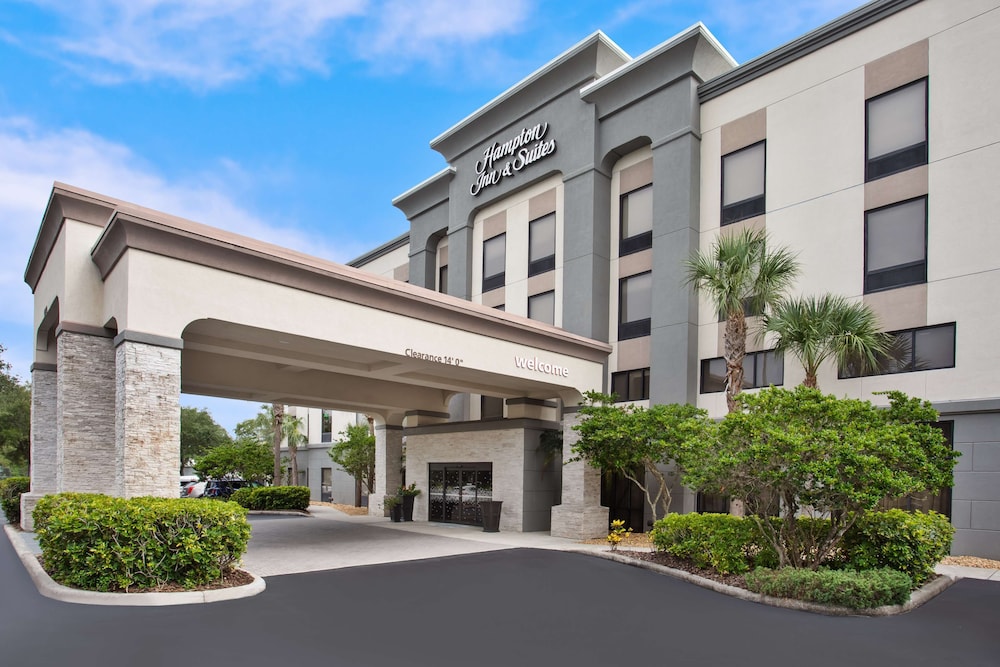 Hampton Inn & Suites Tampa East - photo 44