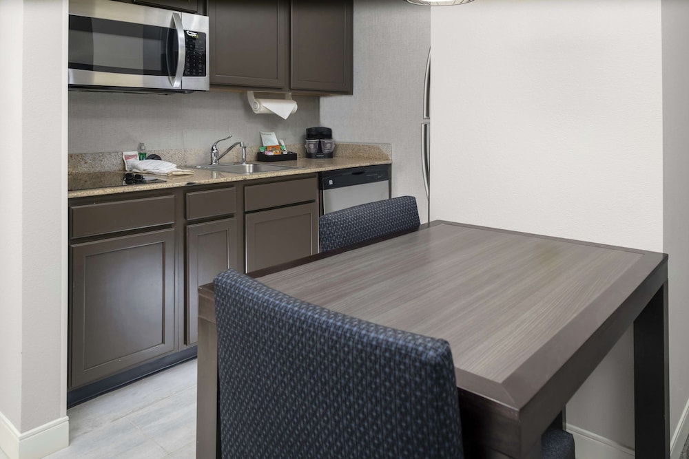 Homewood Suites by Hilton Columbia - photo 10