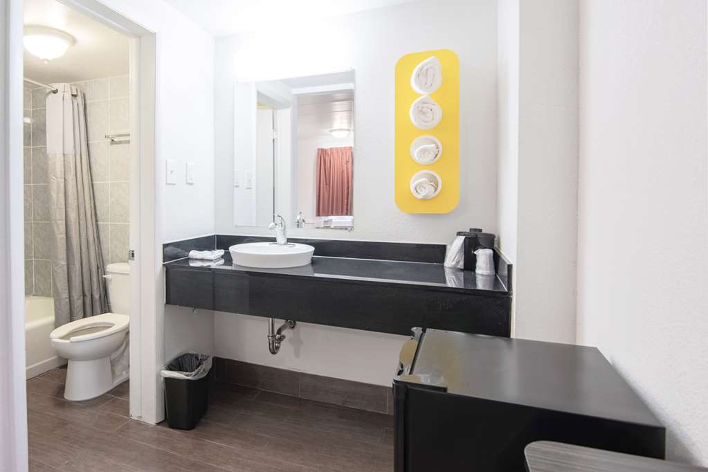 Motel 6 Glassboro NJ Rowan University - photo 22