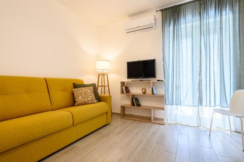 Pulcinella Home Chic E Comfort in Central City — 4-Star Luxury Hotel in Naples, Italy