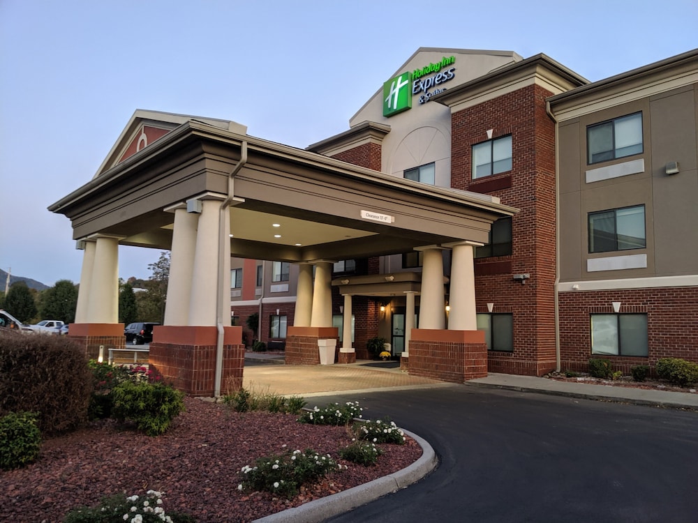 Holiday Inn Express & Suites Claypool Hill an IHG Hotel - featured photo