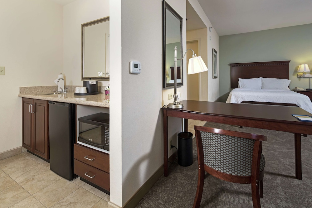 Hampton Inn & Suites Prescott Valley - photo 28