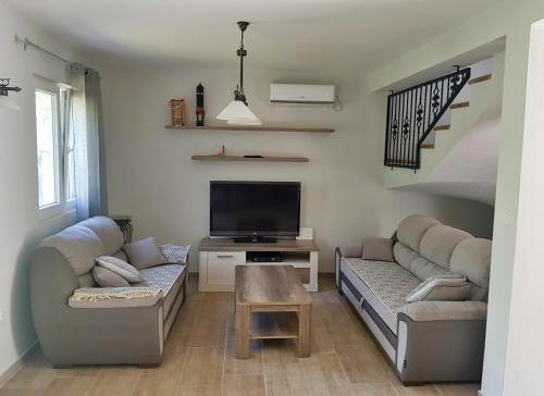 Vacation Home Naluka — 4-Star Luxury Hotel in Kotor, Montenegro