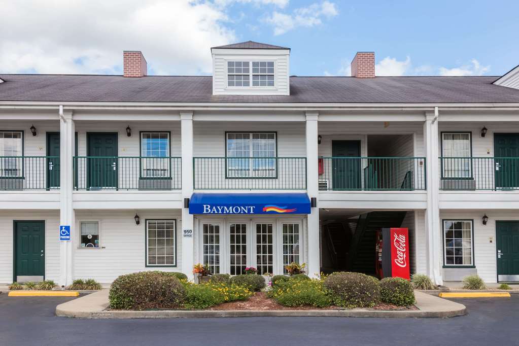 Baymont by Wyndham Waycross — hotel in Waycross