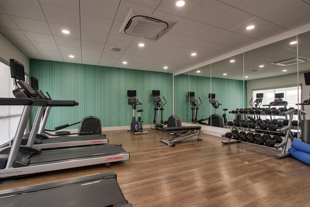 Holiday Inn Express & Suites Mount Vernon by IHG - photo 27