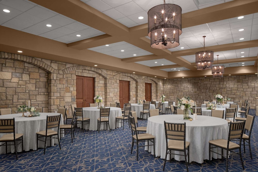 The Oread Lawrence Tapestry Collection by Hilton - photo 125