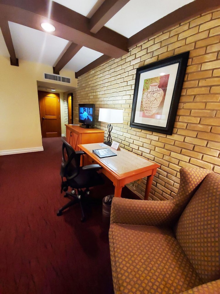 La Posada Hotel - photo 4