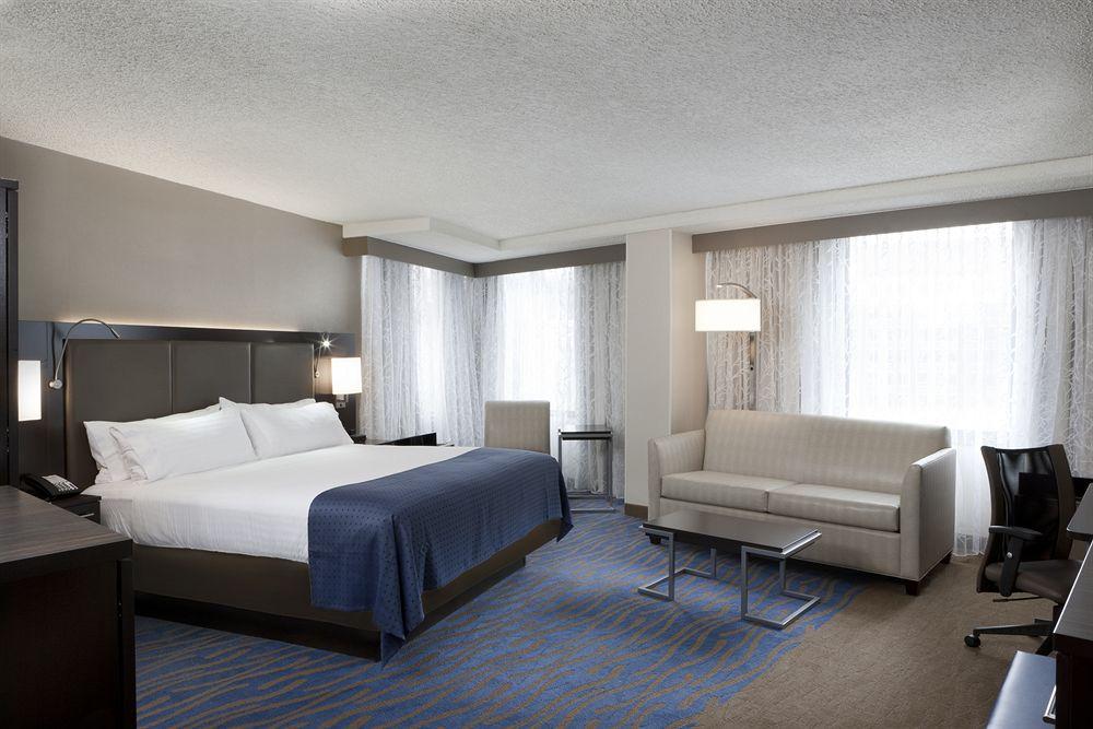 Holiday Inn Washington Capitol Natl Mall an IHG Hotel - photo 18