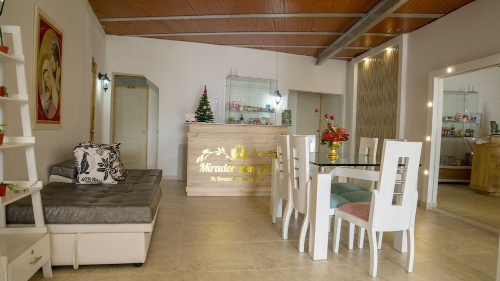 Hotel mirador San jose in Santa Rosa De Cabal, Colombia