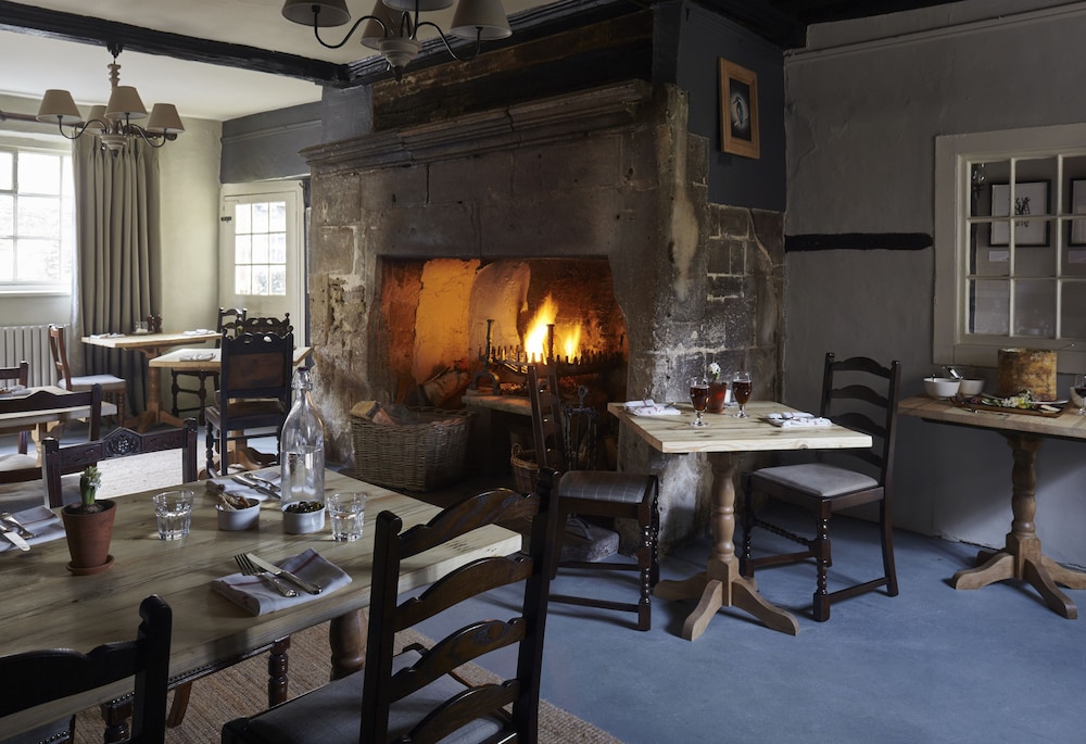 Sign of the Angel - carbon neutral hotel in Chippenham
