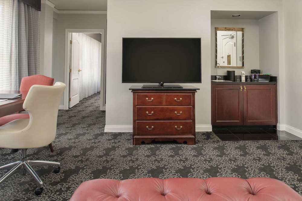 Embassy Suites by Hilton Portland Downtown - photo 23