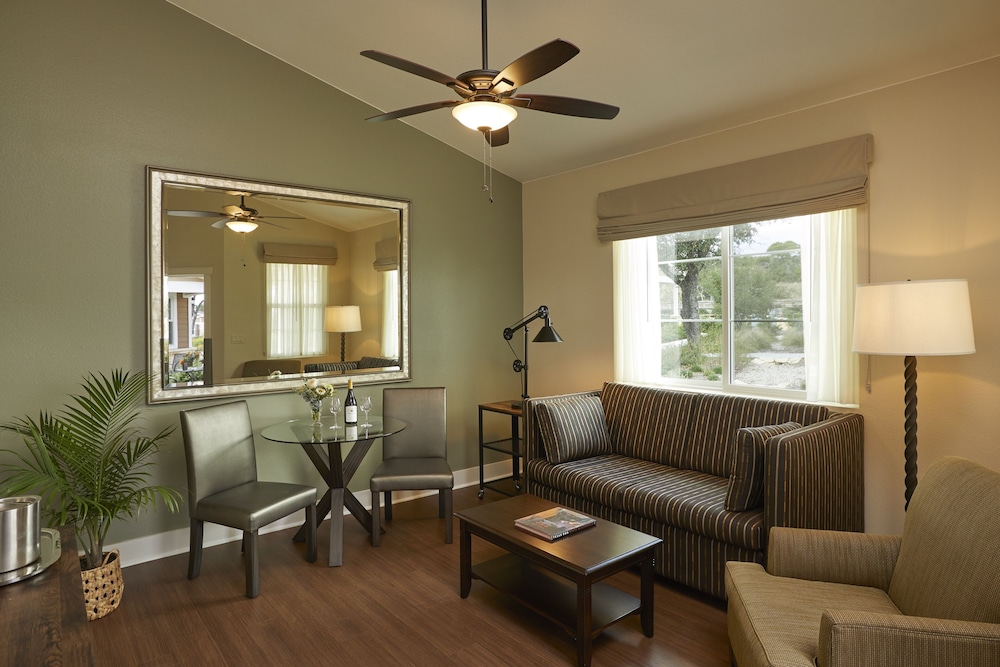 Carter Creek Winery Resort & Spa - photo 6