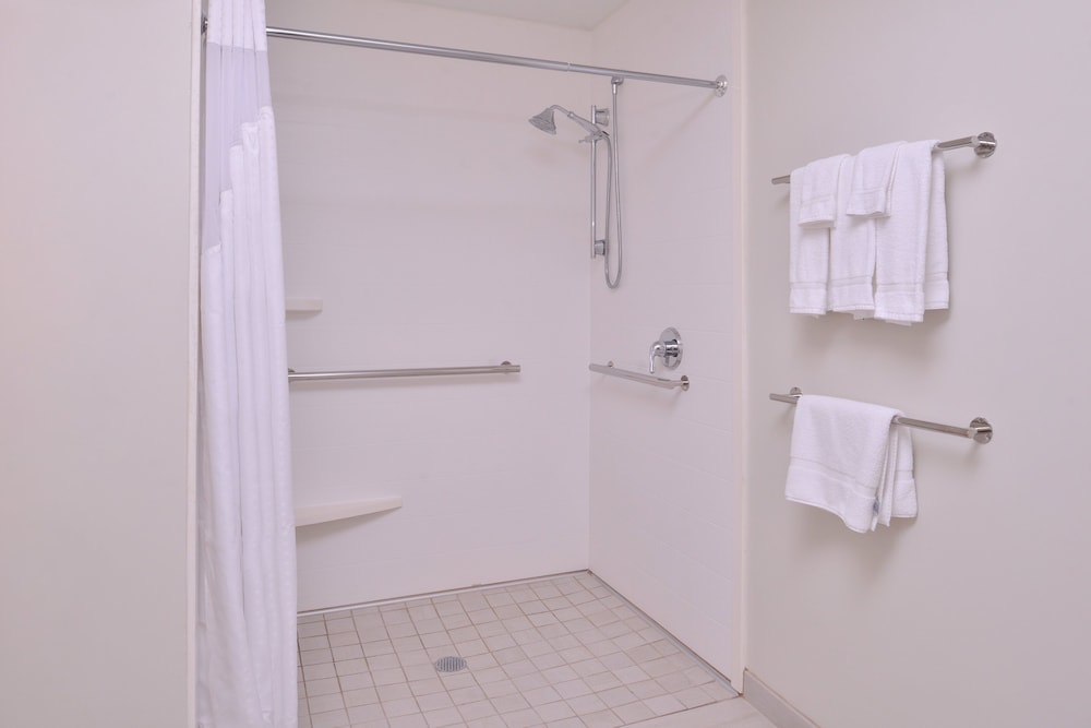 Holiday Inn Express New Orleans Arts District by IHG - photo 11