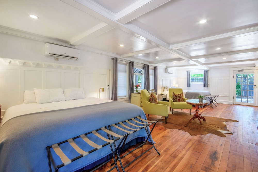 Cedar Gables Inn - photo 22