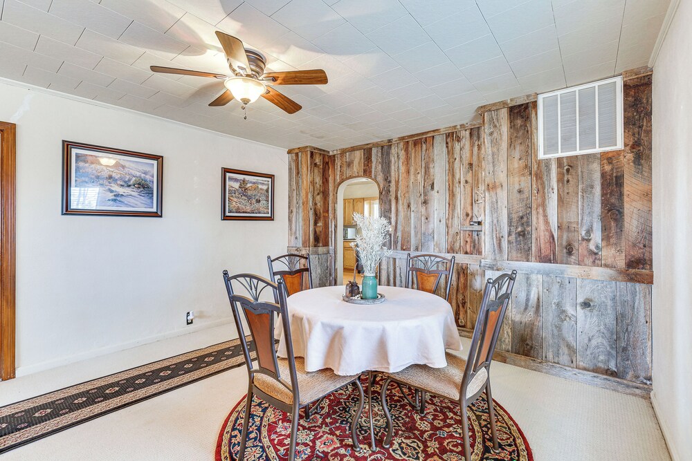 Comanche County Home Near Hunting And Fishing 19640620 — Greensburg